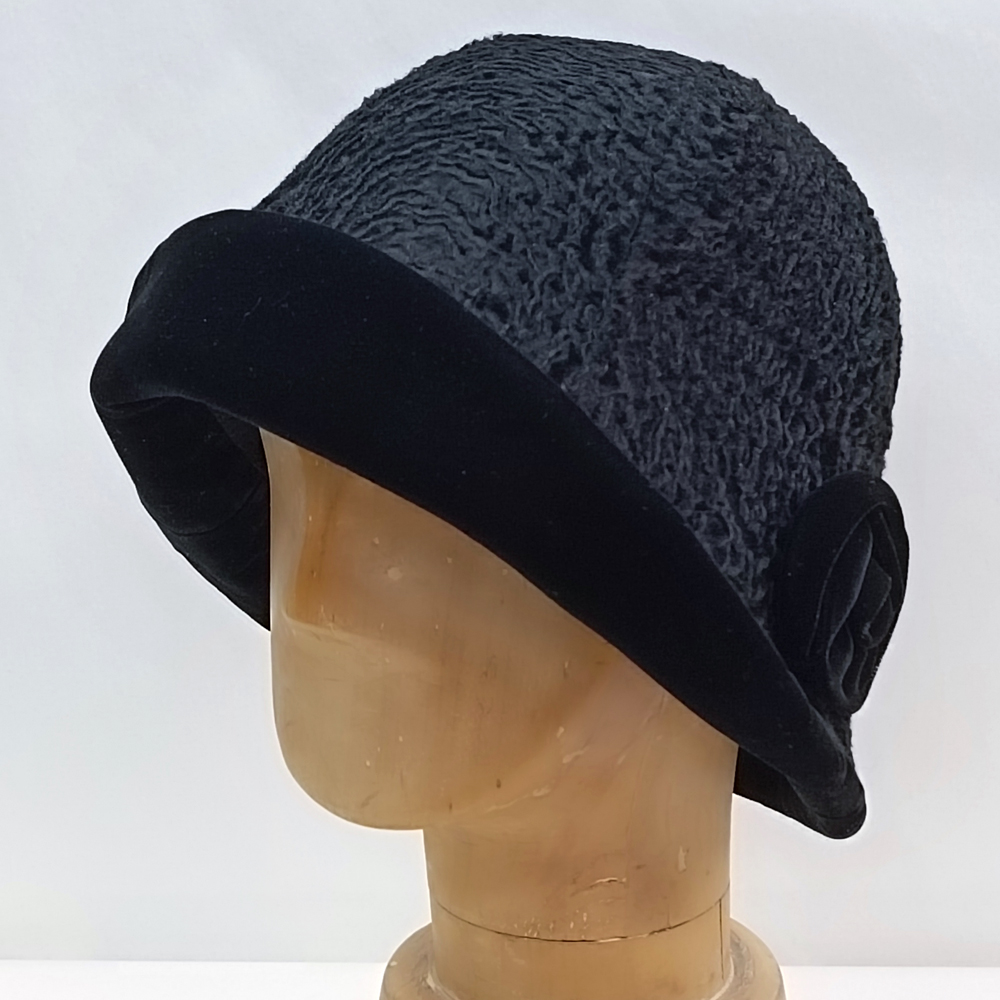 ベビーラムのブルトン　ブラック