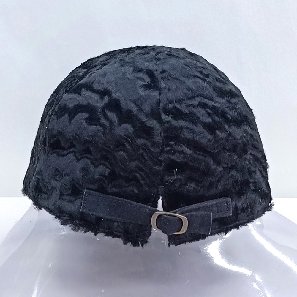 ベビーラムとヤンピーのキャップ